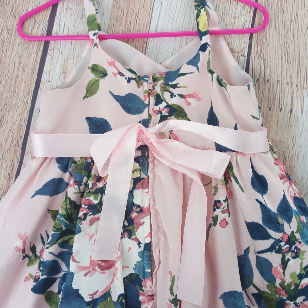 Girls Floral Dresses - Picture 4 of 7